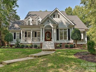 8902 Summer Club Road, Charlotte, NC 28277