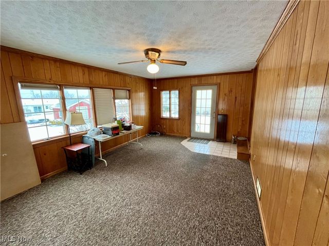 970 N Ward Avenue, Girard, OH 44420