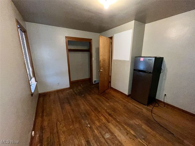 970 N Ward Avenue, Girard, OH 44420