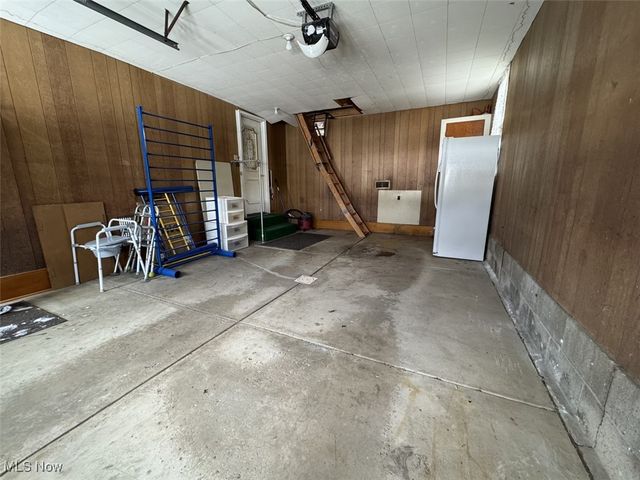 970 N Ward Avenue, Girard, OH 44420