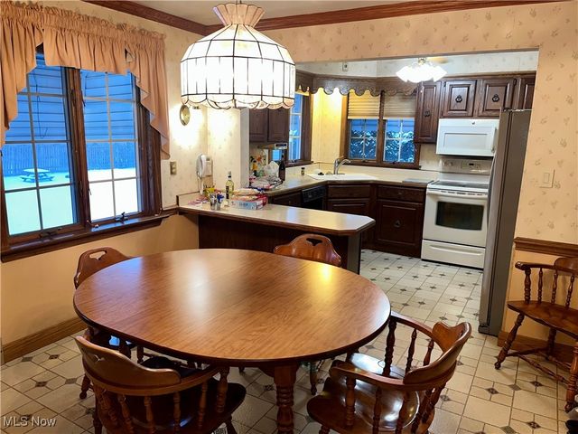 970 N Ward Avenue, Girard, OH 44420