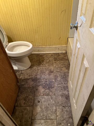 301 Kingsbury Circle, Warner Robins, GA 31088