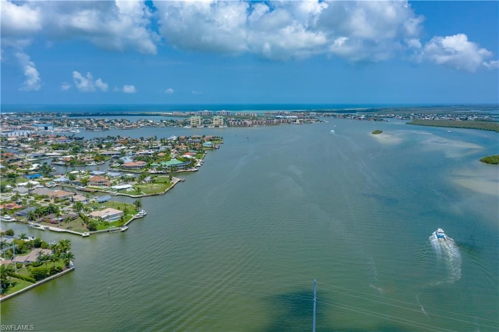 1402 N Collier BLVD, MARCO ISLAND, FL 34145 — exterior