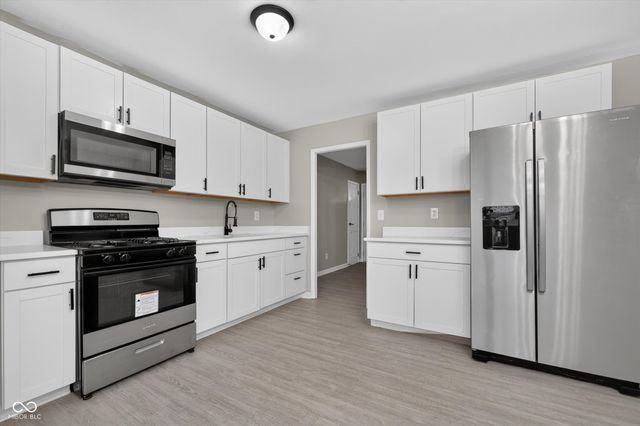 2308 Edgemont Way, Anderson, IN 46011