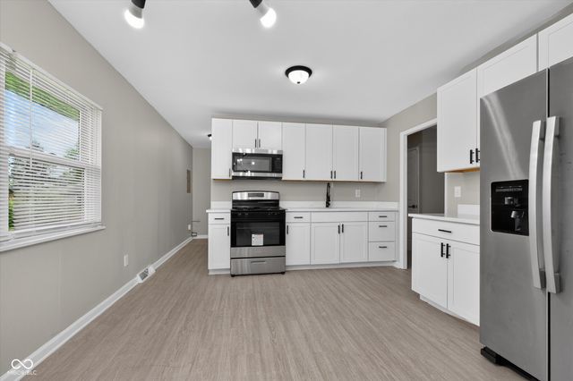 2308 Edgemont Way, Anderson, IN 46011