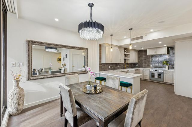 5555 Del Monte Drive 1404, Houston, TX 77056