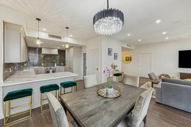 5555 Del Monte Drive 1404, Houston, TX 77056