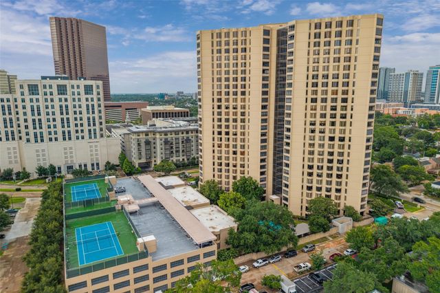 5555 Del Monte Drive 1404, Houston, TX 77056