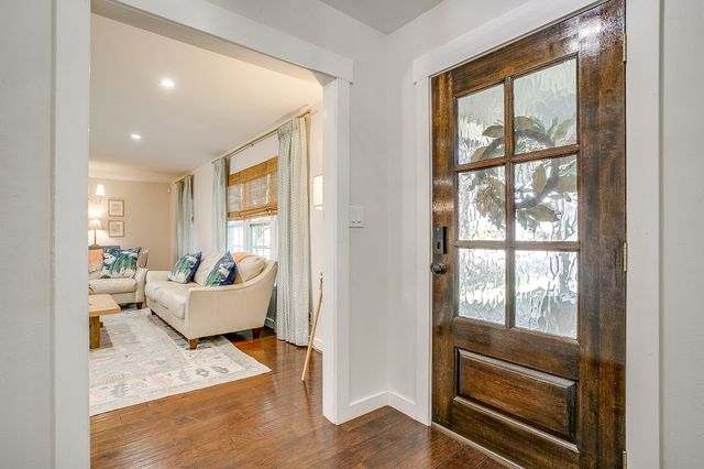 4221 Whitfield Avenue, Fort Worth, TX 76109