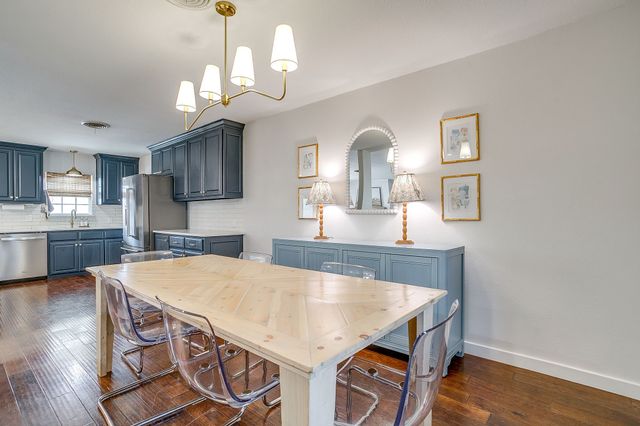 4221 Whitfield Avenue, Fort Worth, TX 76109