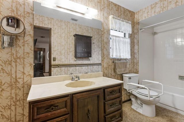 1128 HEIDI COURT, Deland, FL 32720