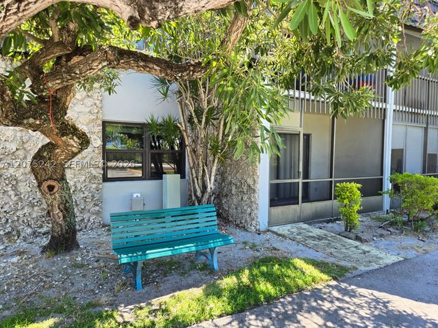 3105 Oakland Shores Dr J101, Oakland Park, FL 33309