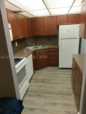 3105 Oakland Shores Dr J101, Oakland Park, FL 33309