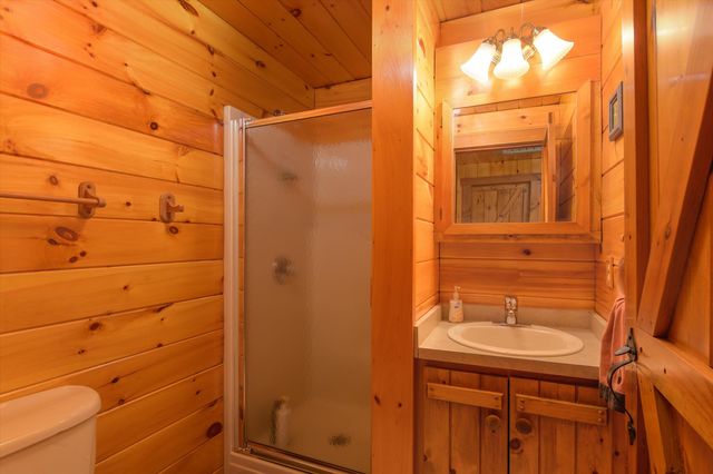 2141 Twenty Mile Stream Road, Cavendish, VT 05153
