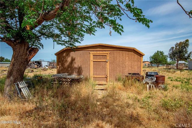 10731 E Avenue R2, Littlerock, CA 93543