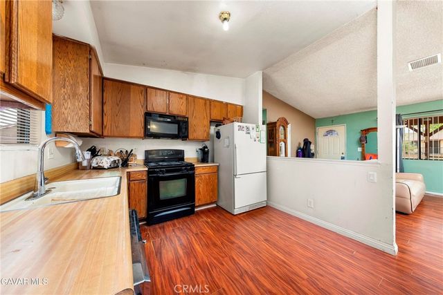 10731 E Avenue R2, Littlerock, CA 93543