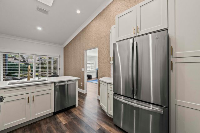 17257 Boca Club Boulevard 4, Boca Raton, FL 33487