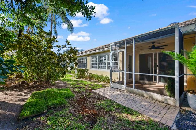 17257 Boca Club Boulevard 4, Boca Raton, FL 33487