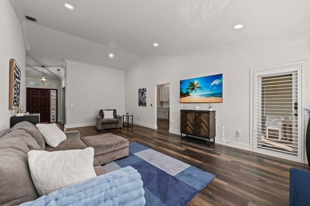 17257 Boca Club Boulevard 4, Boca Raton, FL 33487