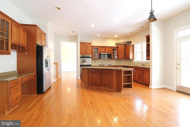 22078 VANTAGE POINTE PL, Ashburn, VA 20148
