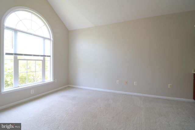 22078 VANTAGE POINTE PL, Ashburn, VA 20148