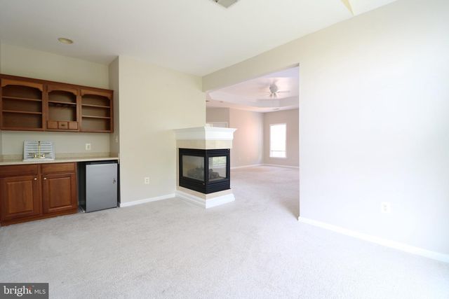 22078 VANTAGE POINTE PL, Ashburn, VA 20148