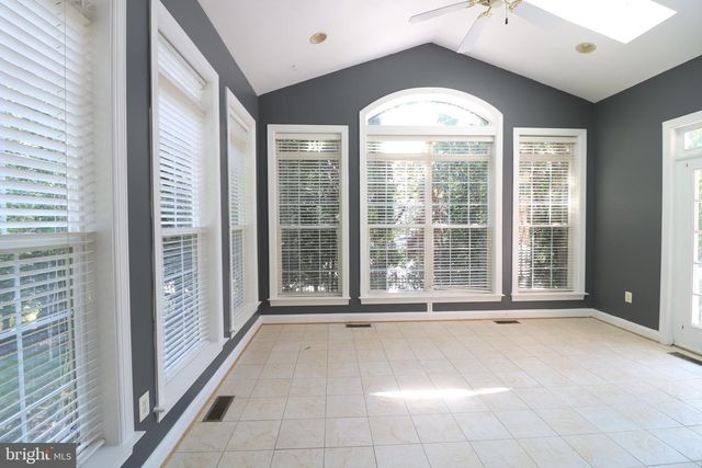 22078 VANTAGE POINTE PL, Ashburn, VA 20148