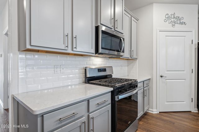 2001 Alizarin Lane, New Bern, NC 28562