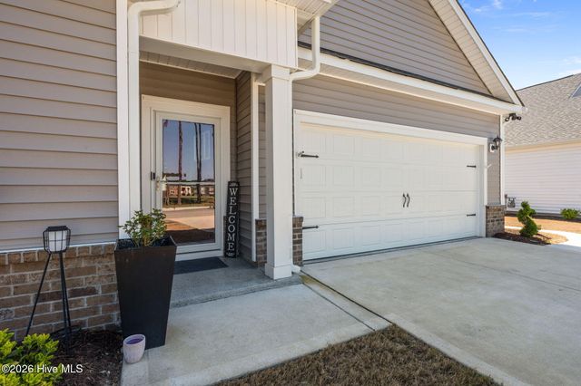 2001 Alizarin Lane, New Bern, NC 28562