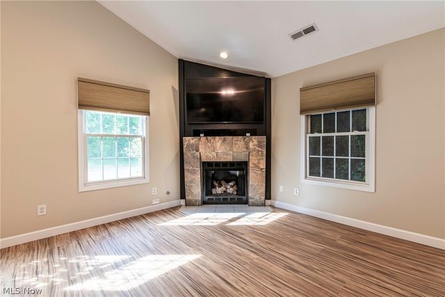 416 Harbor Ridge Lane, Fairport Harbor, OH 44077