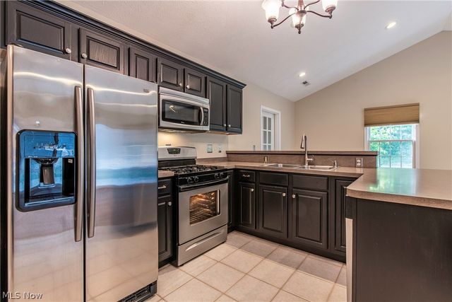 416 Harbor Ridge Lane, Fairport Harbor, OH 44077