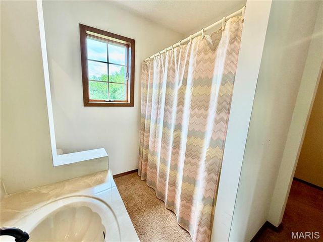 1514 McCoy Drive, Edwardsville, IL 62025