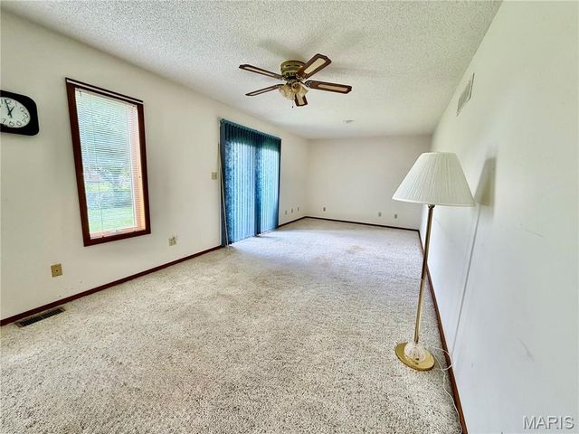 1514 McCoy Drive, Edwardsville, IL 62025