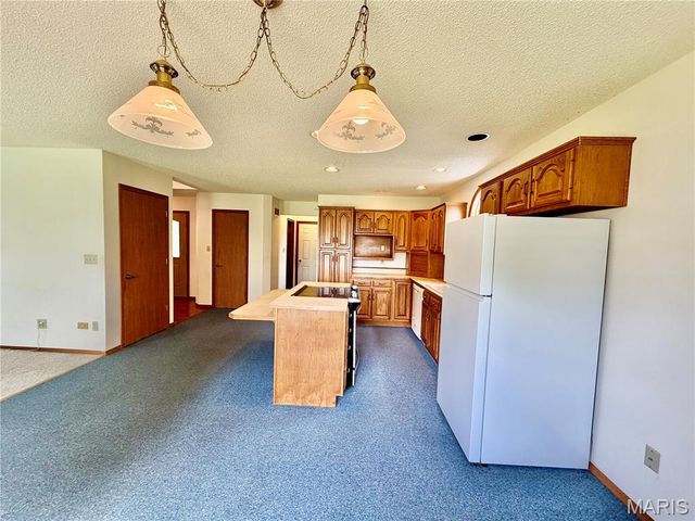 1514 McCoy Drive, Edwardsville, IL 62025