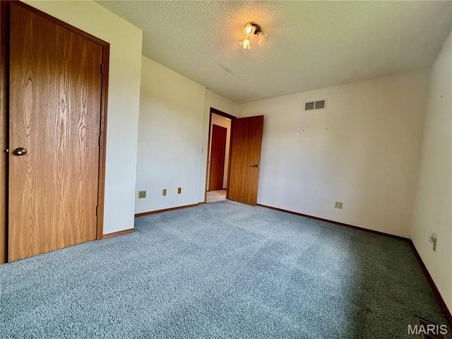 1514 McCoy Drive, Edwardsville, IL 62025