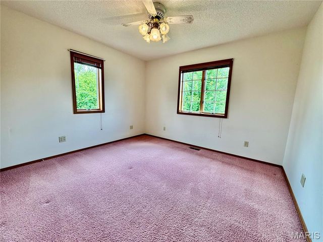1514 McCoy Drive, Edwardsville, IL 62025