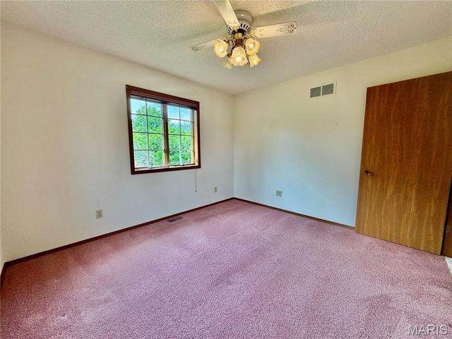1514 McCoy Drive, Edwardsville, IL 62025