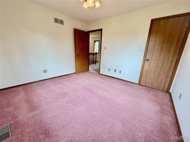 1514 McCoy Drive, Edwardsville, IL 62025