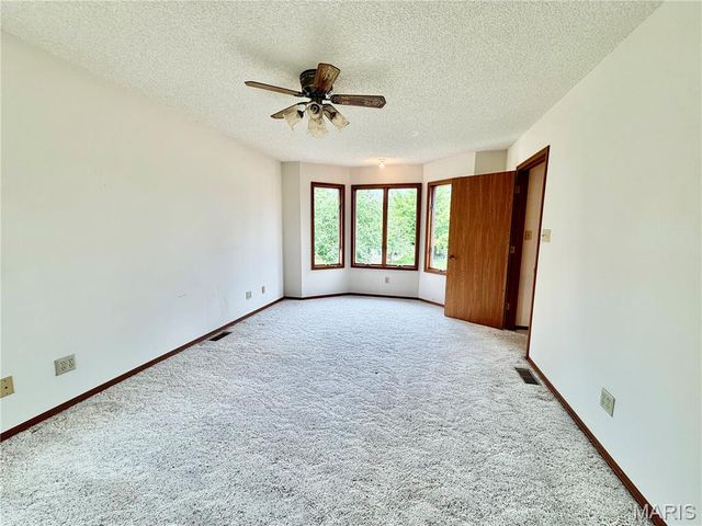 1514 McCoy Drive, Edwardsville, IL 62025