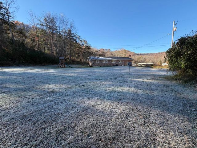 1912 Caudill Road, Stanton, KY 40380