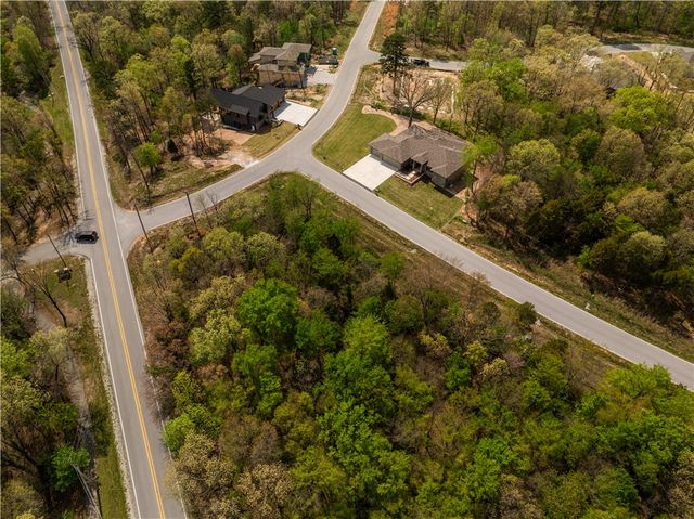 9 Glen Elgin Court, Bella Vista, AR 72715