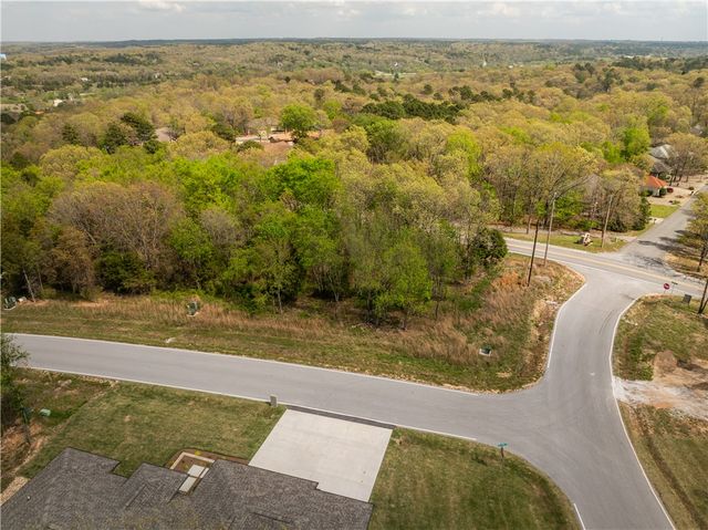 9 Glen Elgin Court, Bella Vista, AR 72715