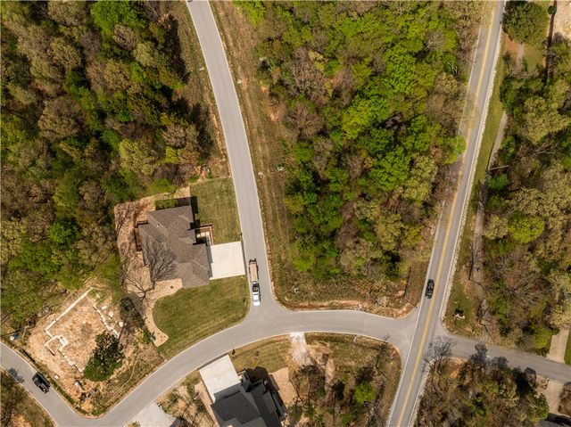 9 Glen Elgin Court, Bella Vista, AR 72715