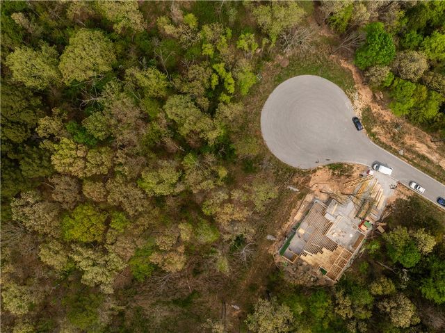 9 Glen Elgin Court, Bella Vista, AR 72715