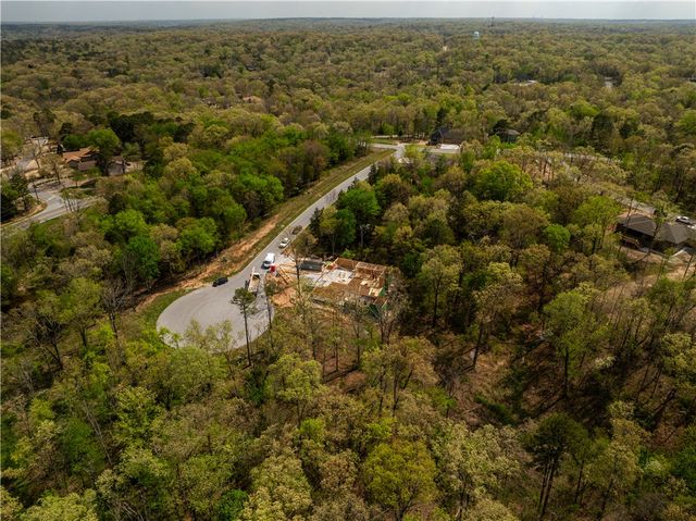 9 Glen Elgin Court, Bella Vista, AR 72715