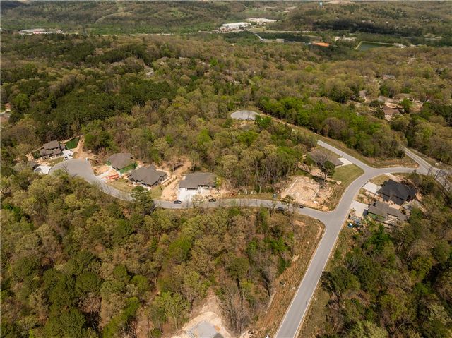 9 Glen Elgin Court, Bella Vista, AR 72715