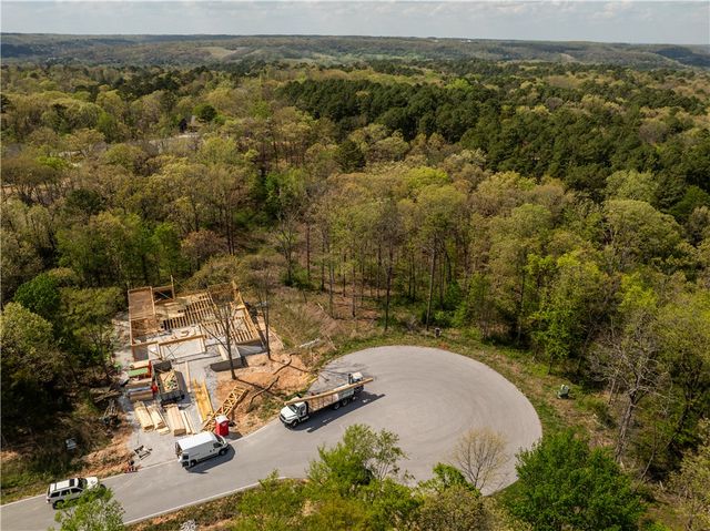 9 Glen Elgin Court, Bella Vista, AR 72715