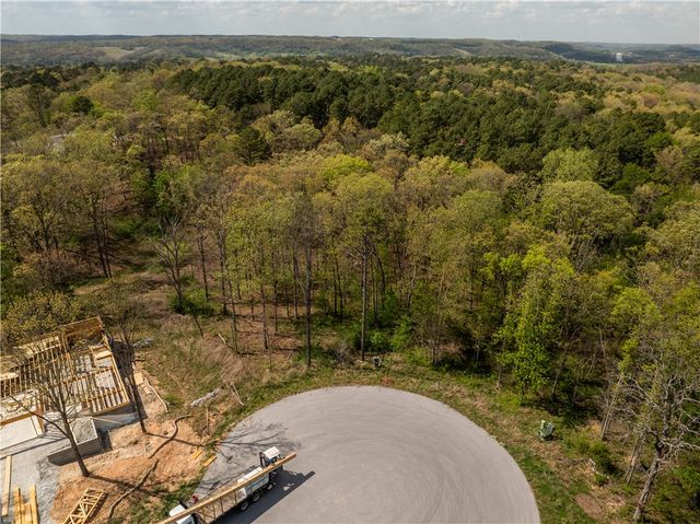 9 Glen Elgin Court, Bella Vista, AR 72715