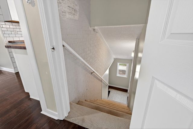 1287 Jostin Dr, Clarksville, TN 37040