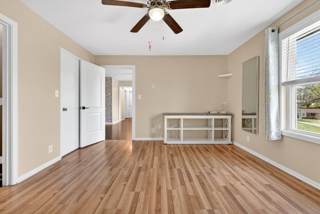 1287 Jostin Dr, Clarksville, TN 37040